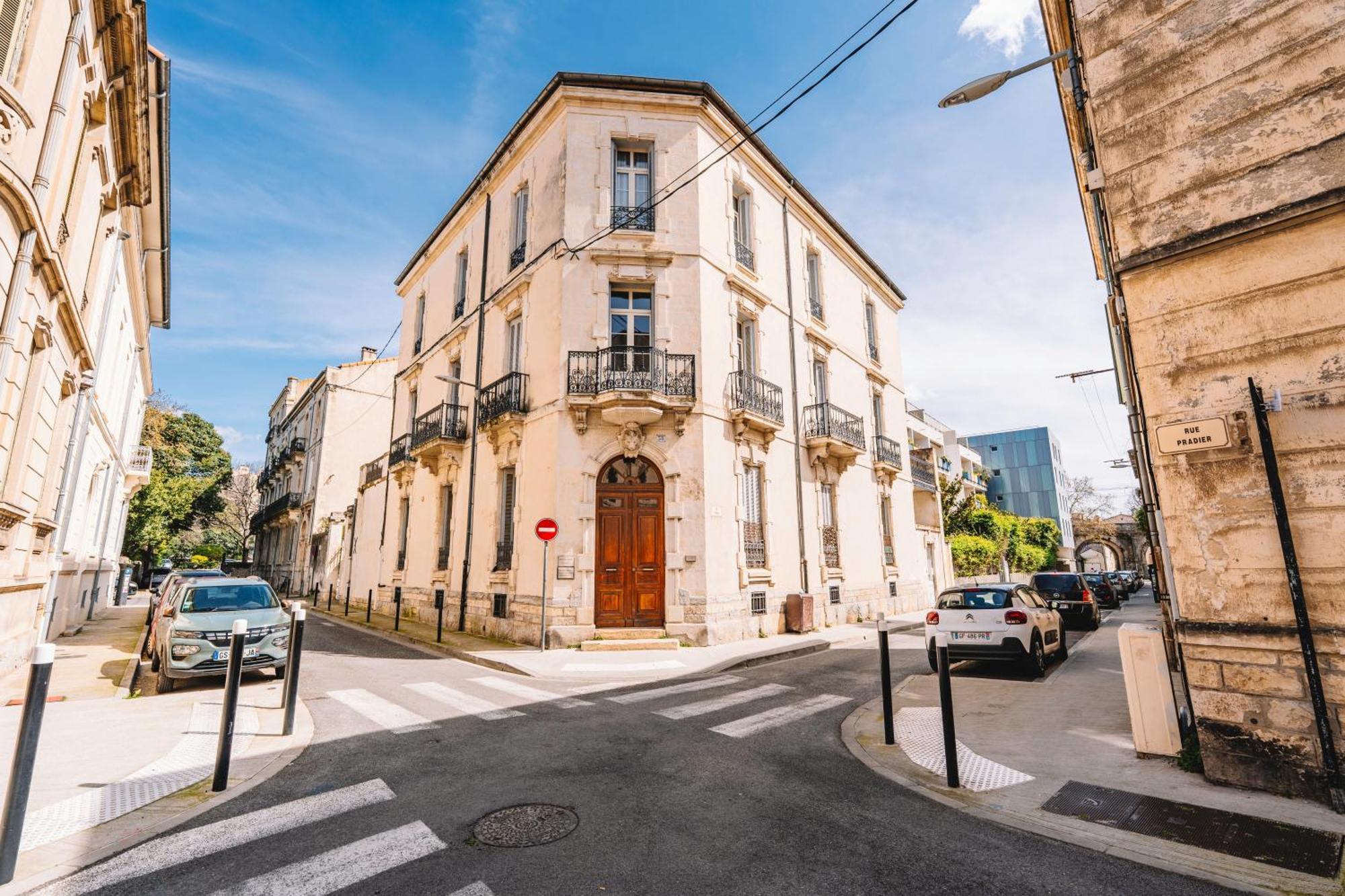 Apartment Demeure & Confort *